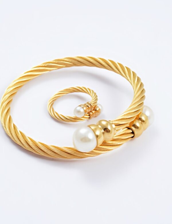 Noir Gold Cuff Set